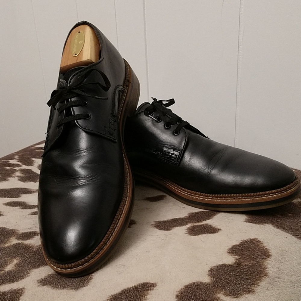 Clarks black men's dress shoe